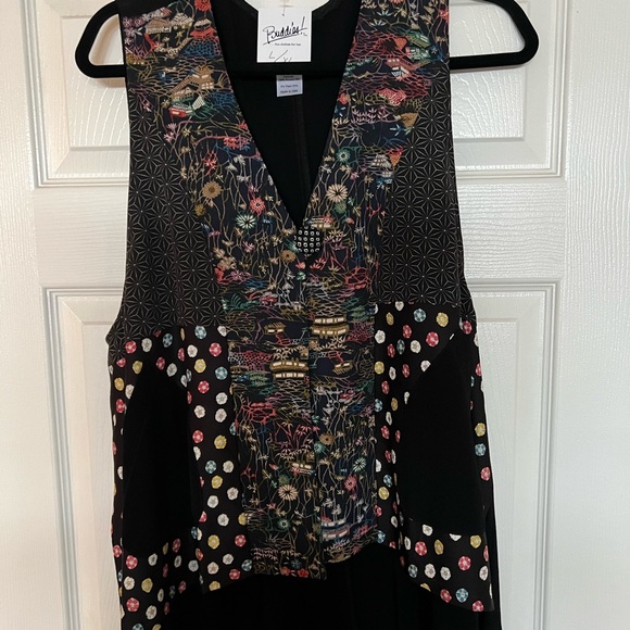 Rayon/Silk Set, Tunic Top M/L & Vest XL - Picture 7 of 8